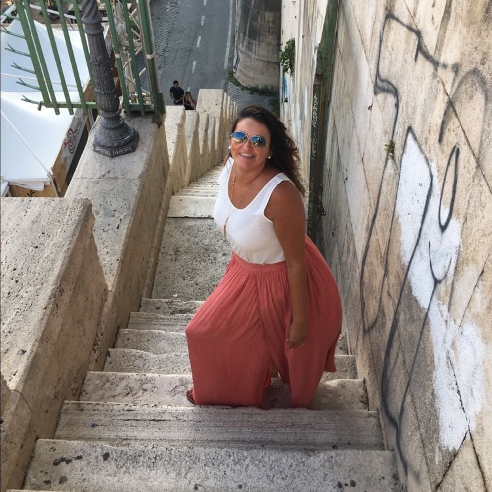 Meet your Posher, Carolina